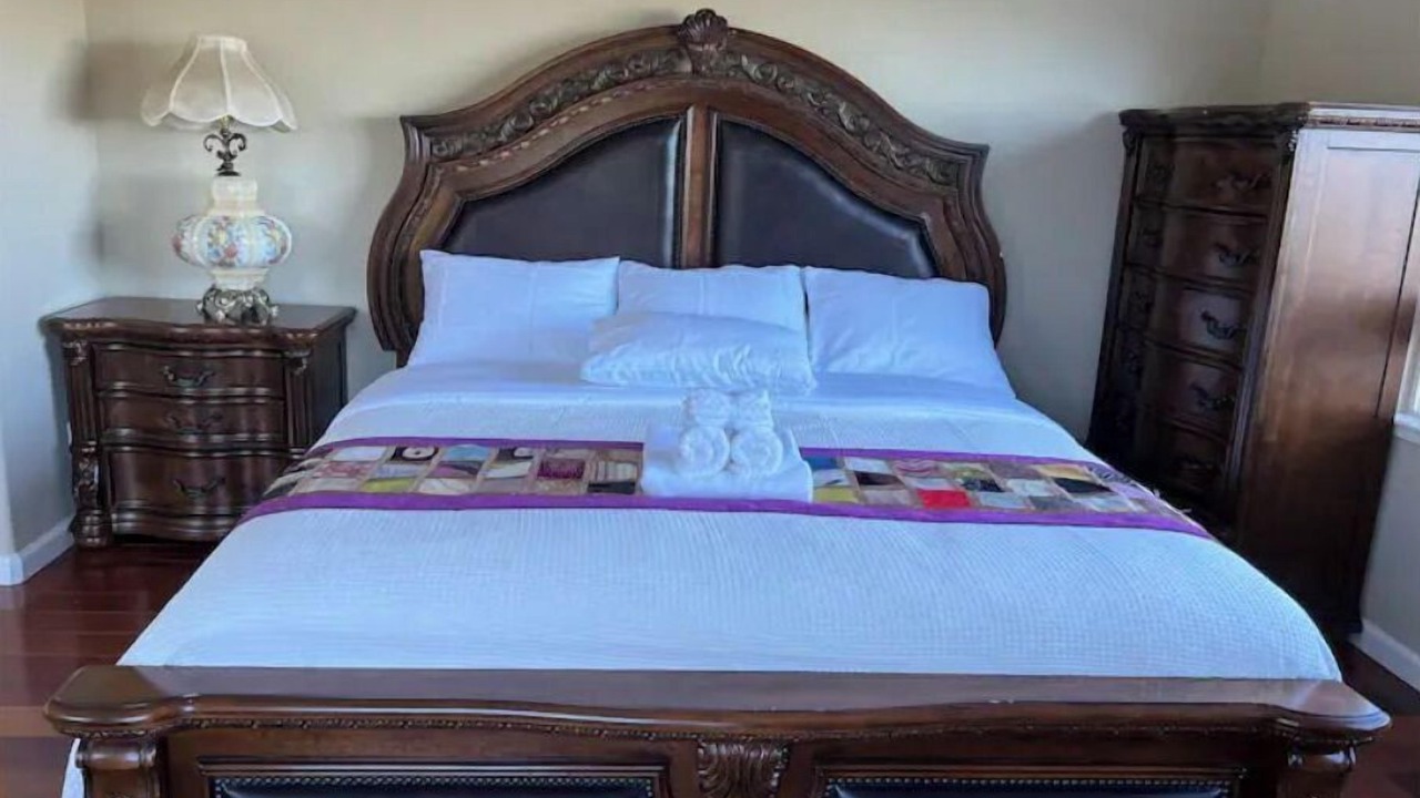 Photo of Bedroom in Saratoga