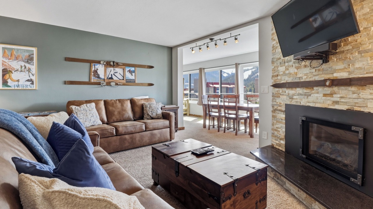 Photo of Livingroom in Copper Mountain Village
