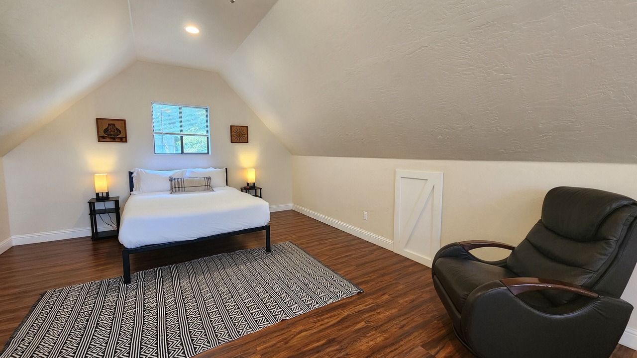 Photo of Bedroom in McKinleyville