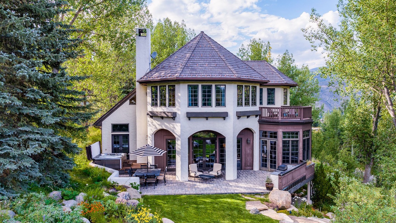 Photo of Outdoor in Avon