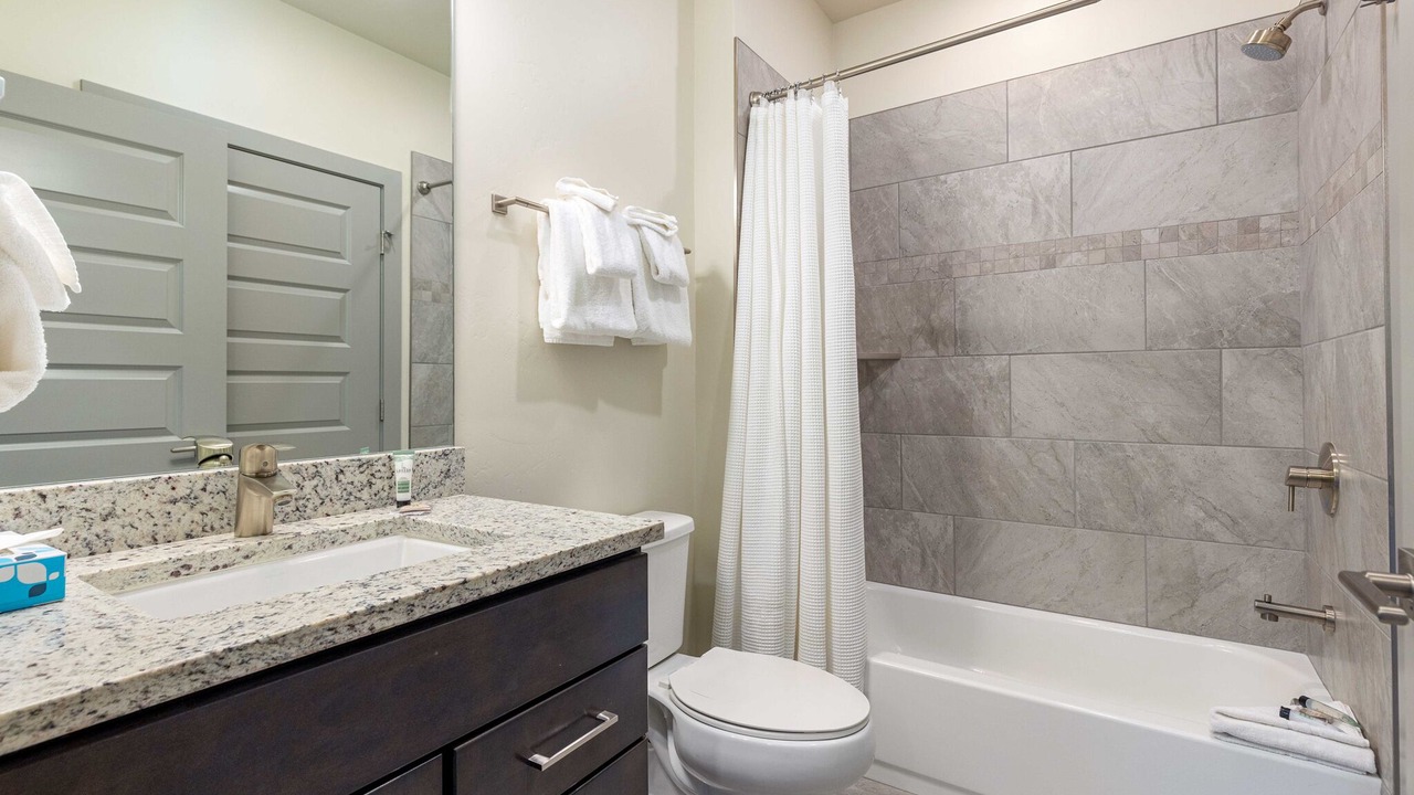 Photo of Bathroom in Lakeside Village