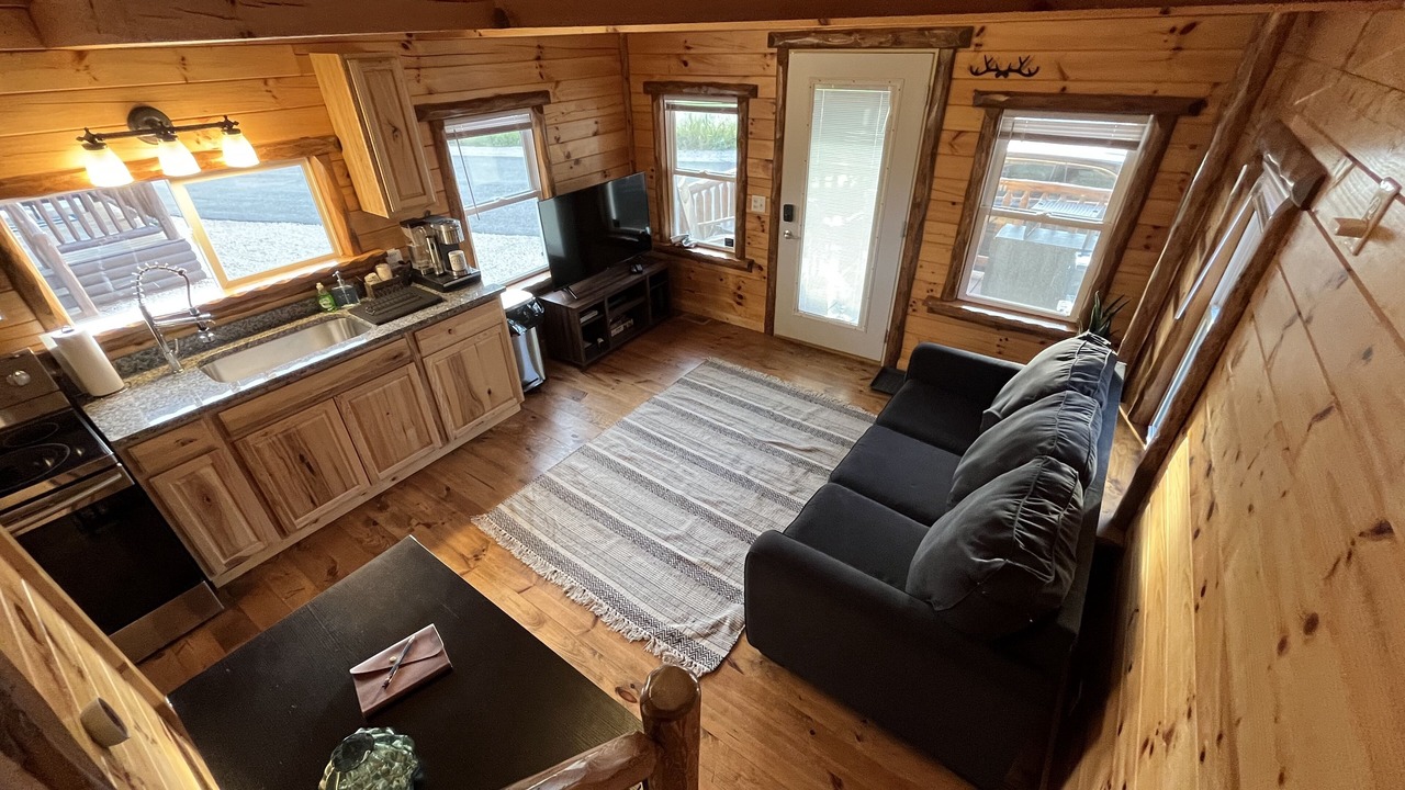 Photo of Livingroom in Ashtabula