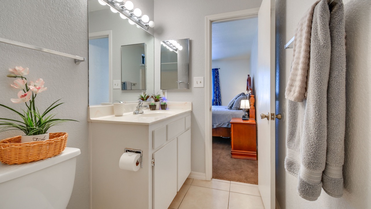 Photo of Bathroom in Sunridge Estates