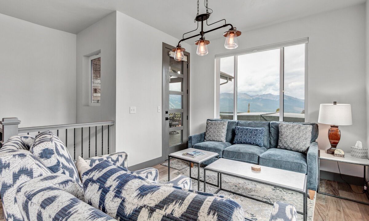 Photo of Livingroom in Woodmoor