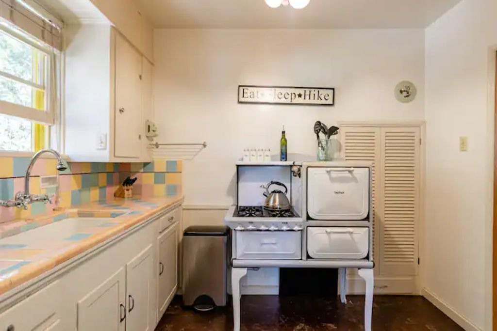 Photo of Kitchen in Idyllwild