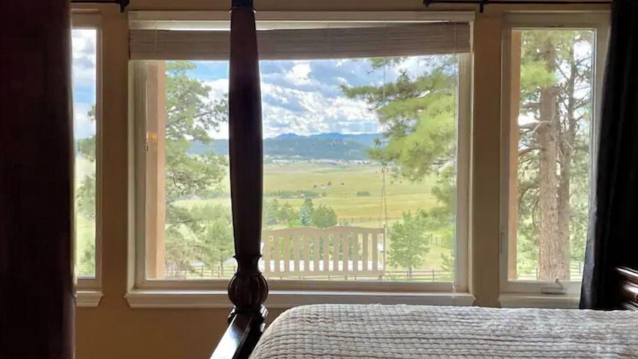 Photo of Bedroom in Larkspur