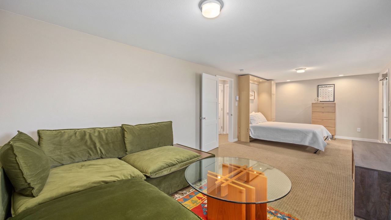 Photo of Bedroom in Windcliff Estates