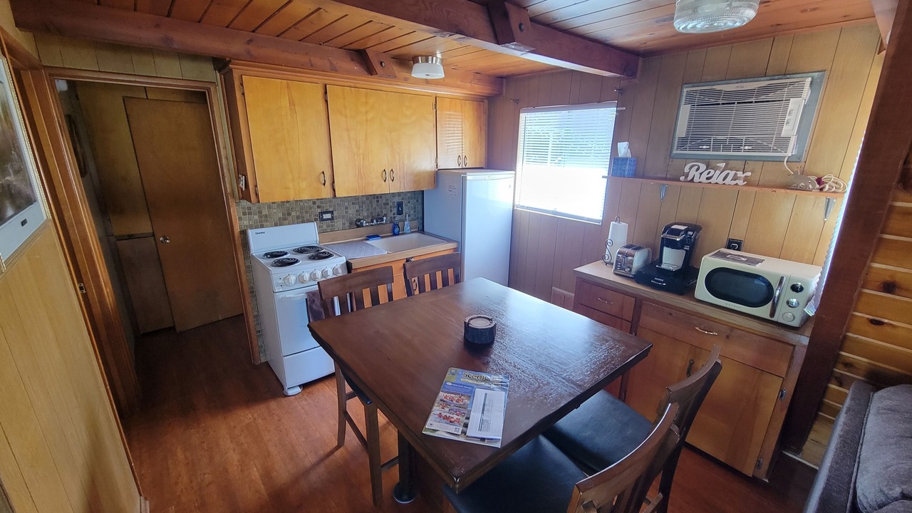 Photo of Kitchen in Bodfish