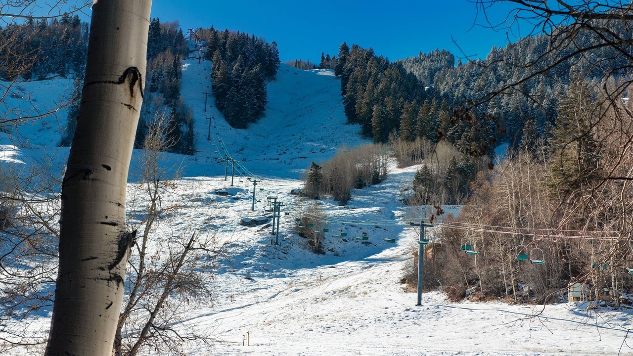 Photo of Others in Aspen