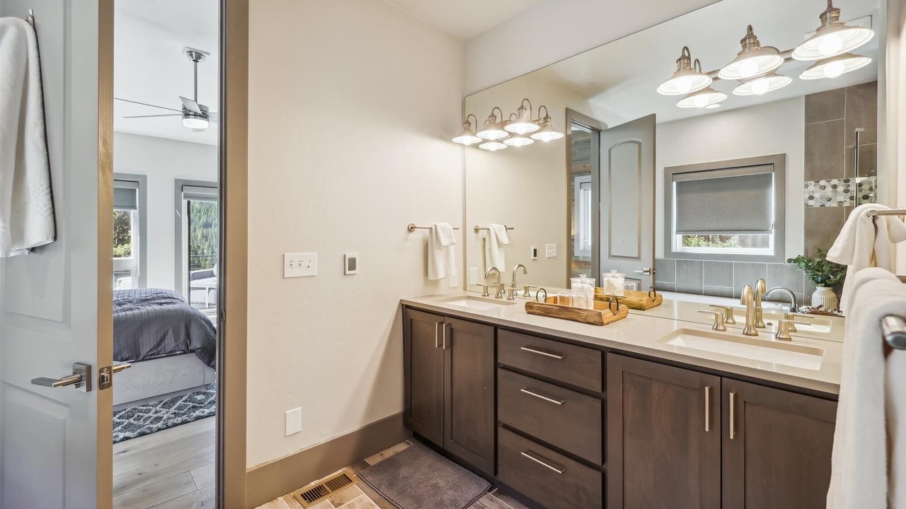 Photo of Bathroom in Baldy Mountain