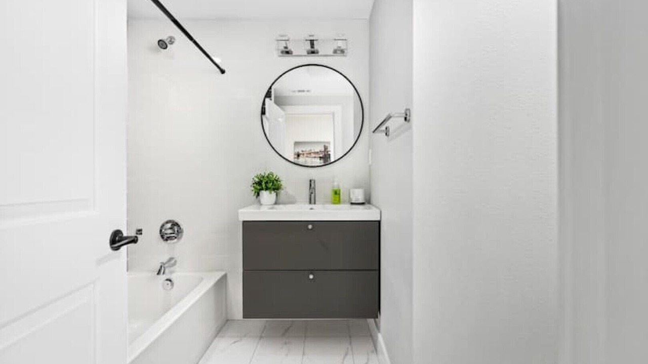 Photo of Bathroom in Roseville