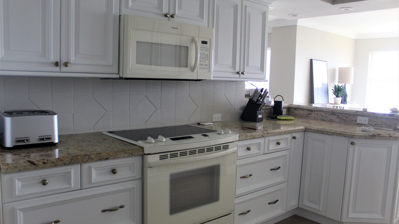 Photo of Kitchen in Lauderdale-by-the-Sea