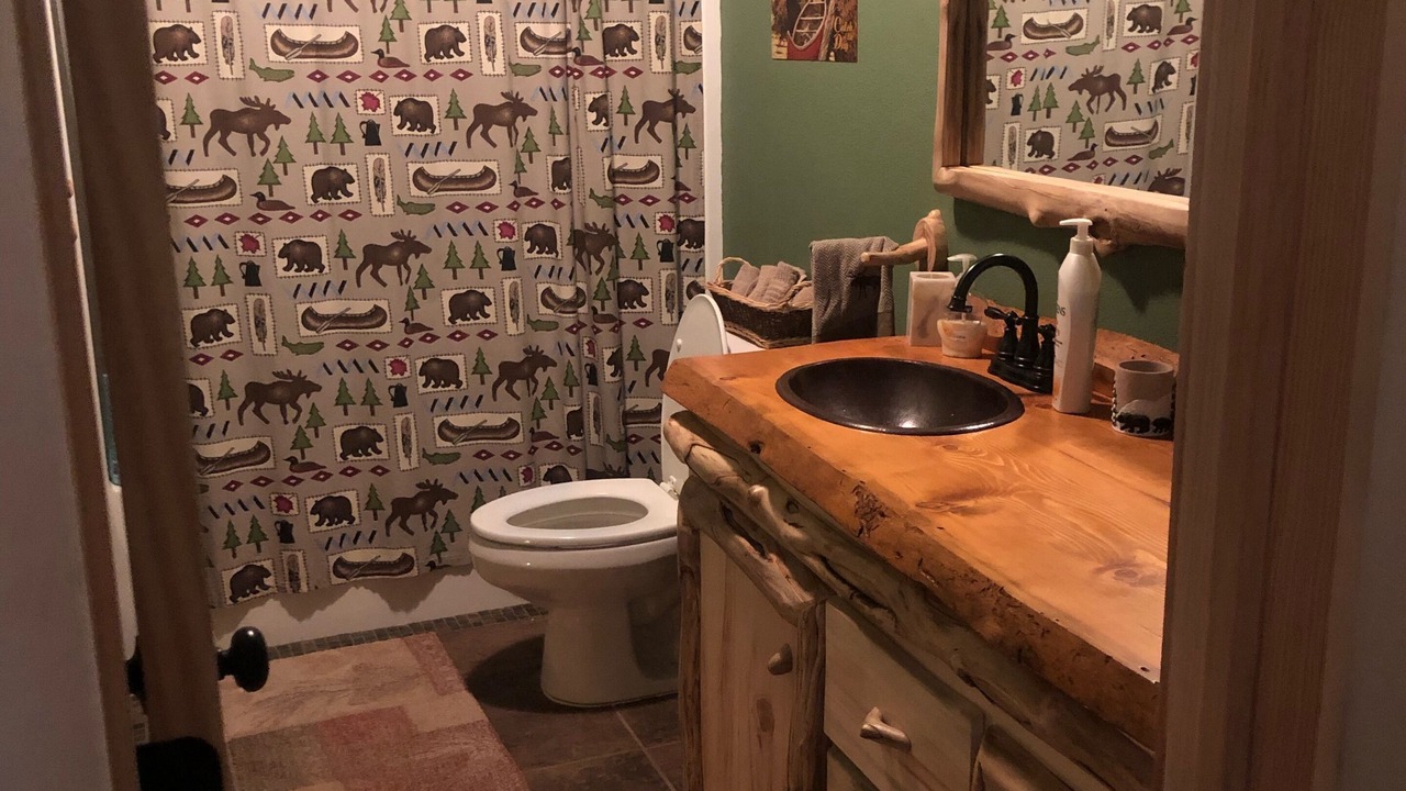 Photo of Bathroom in Cimarron