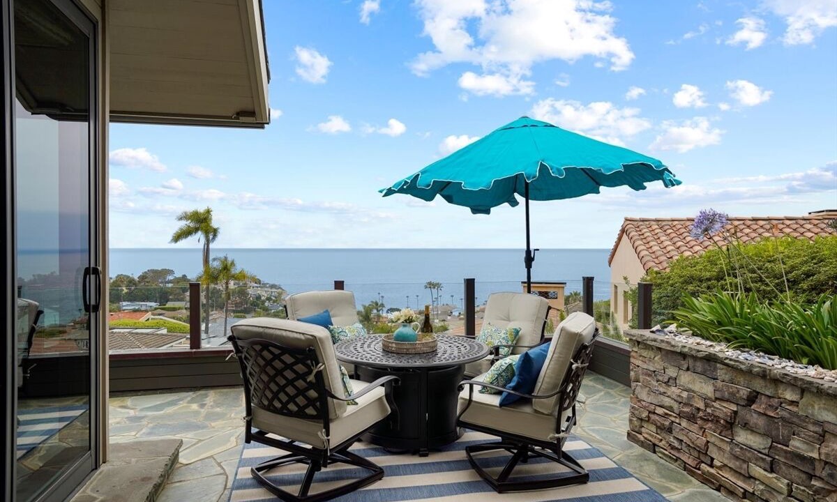 Photo of Outdoor in Emerald Bay