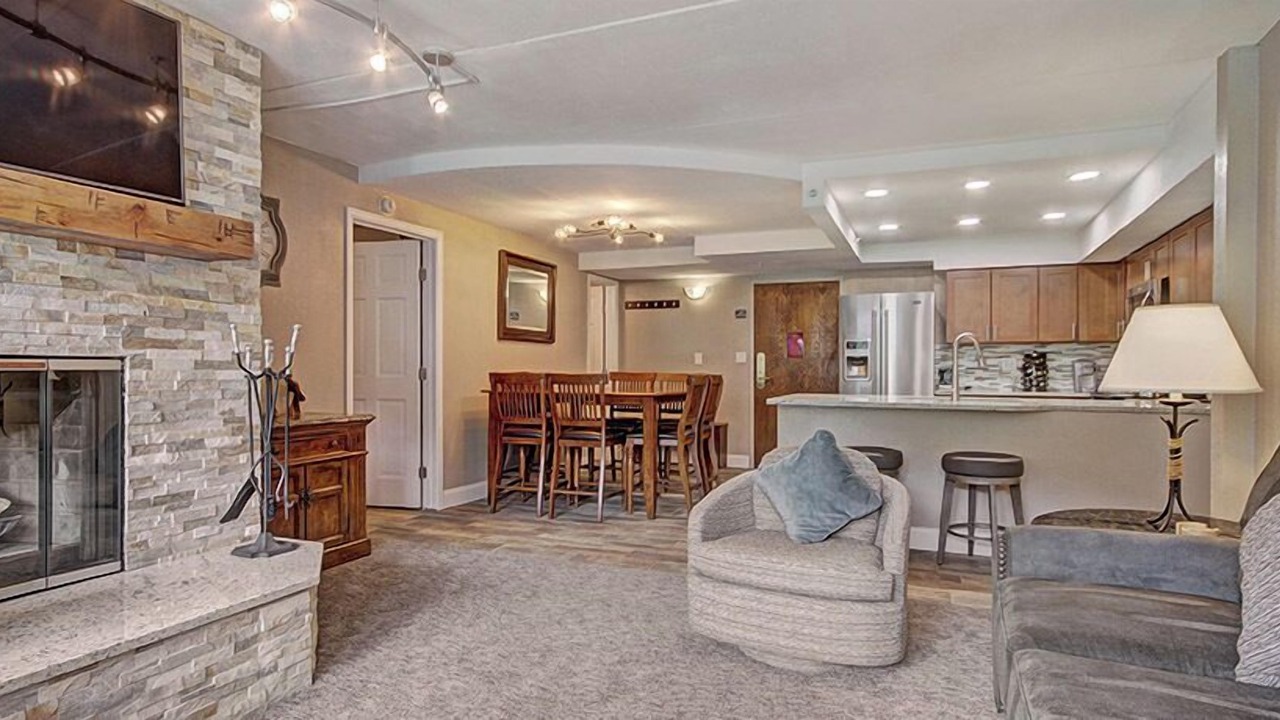 Photo of Livingroom in Copper Mountain Village