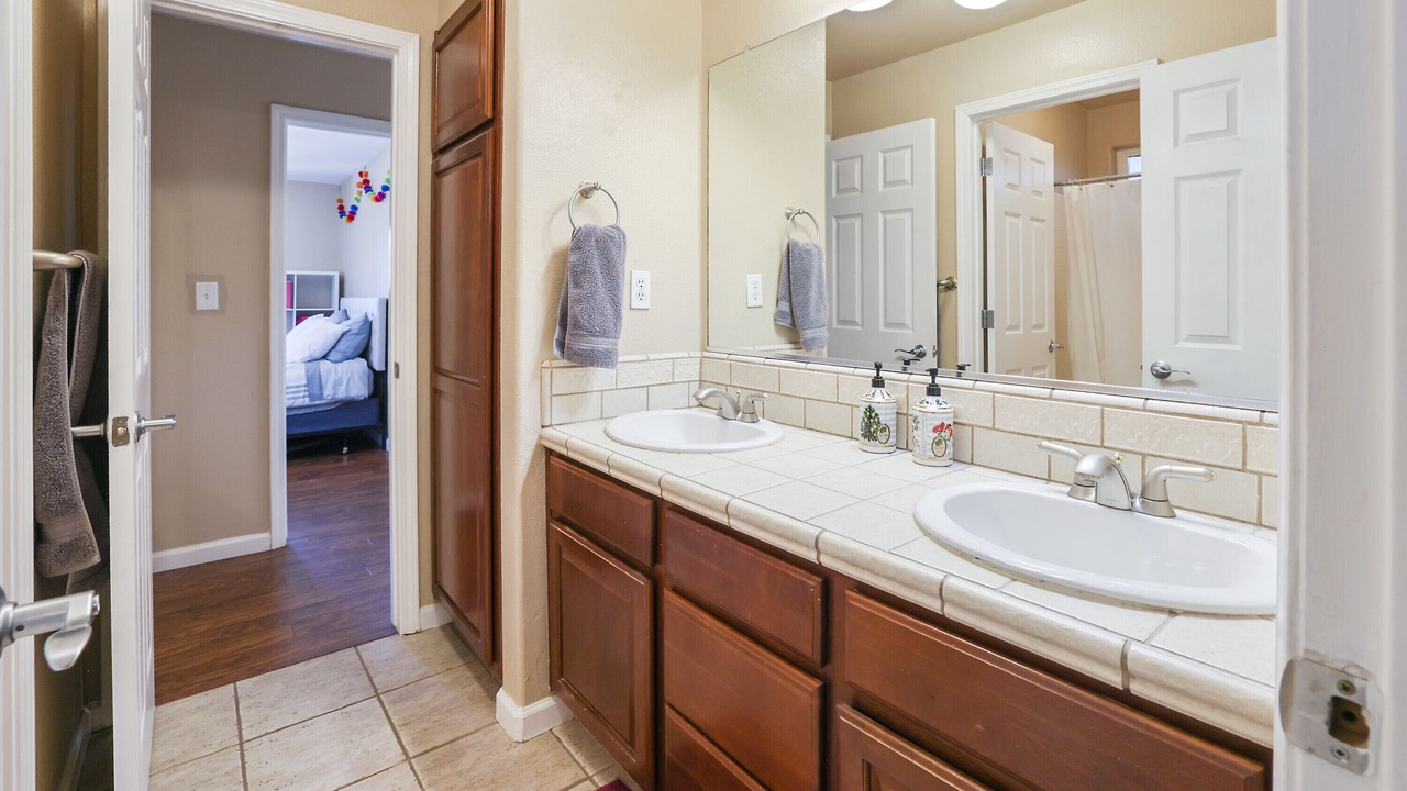 Photo of Bathroom in Visalia