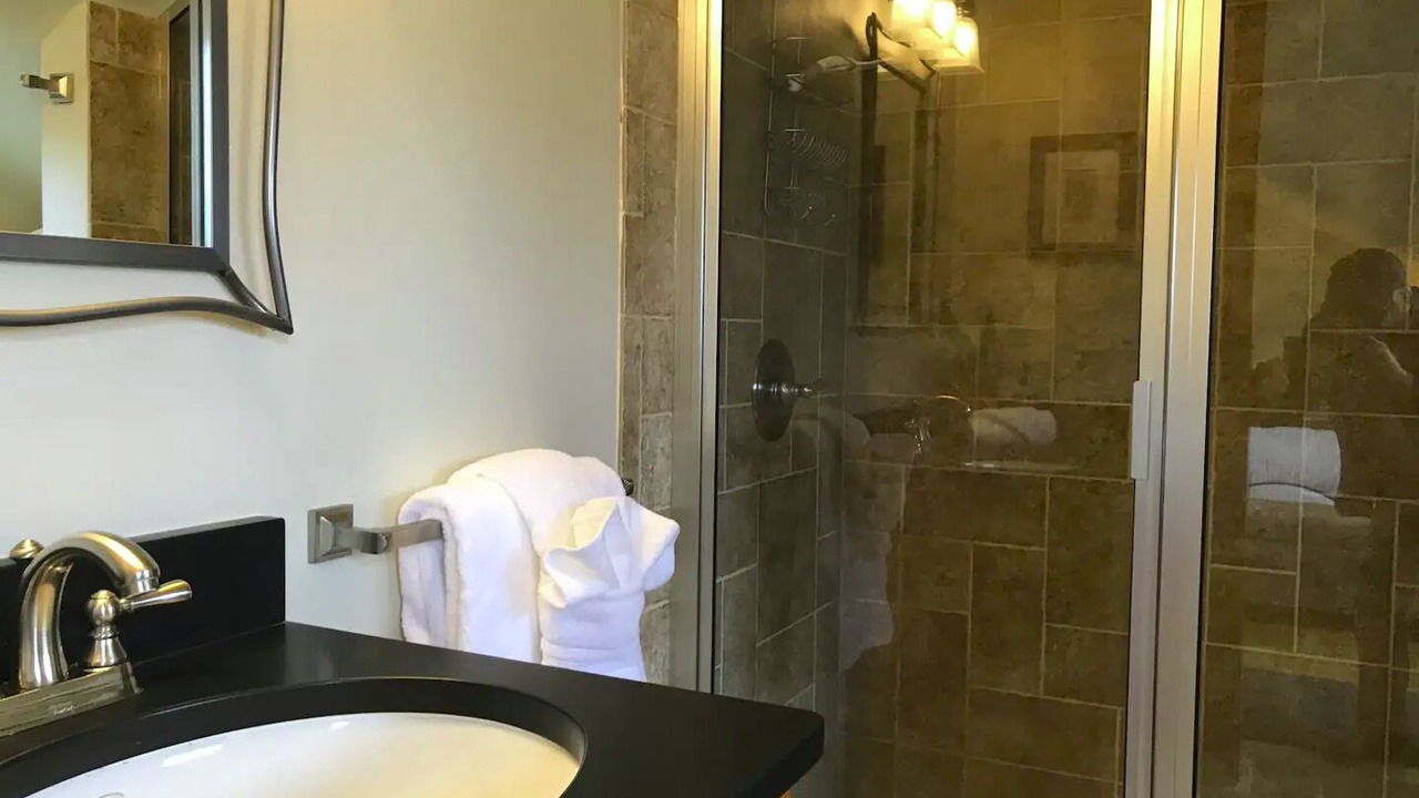 Photo of Bathroom in Whittier