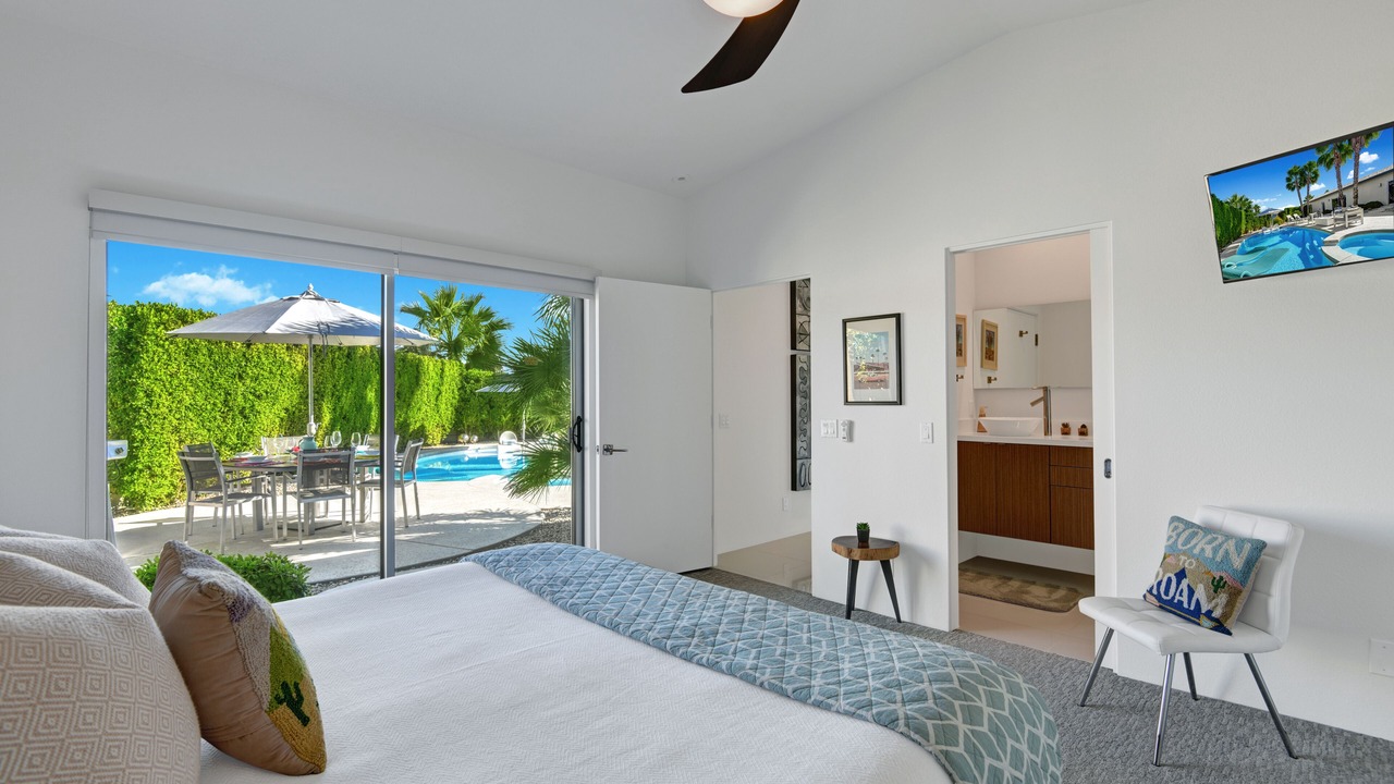 Photo of Bedroom in Chino Canyon
