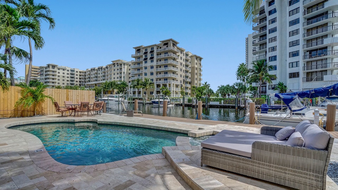 Photo of Outdoor in Pompano Isles