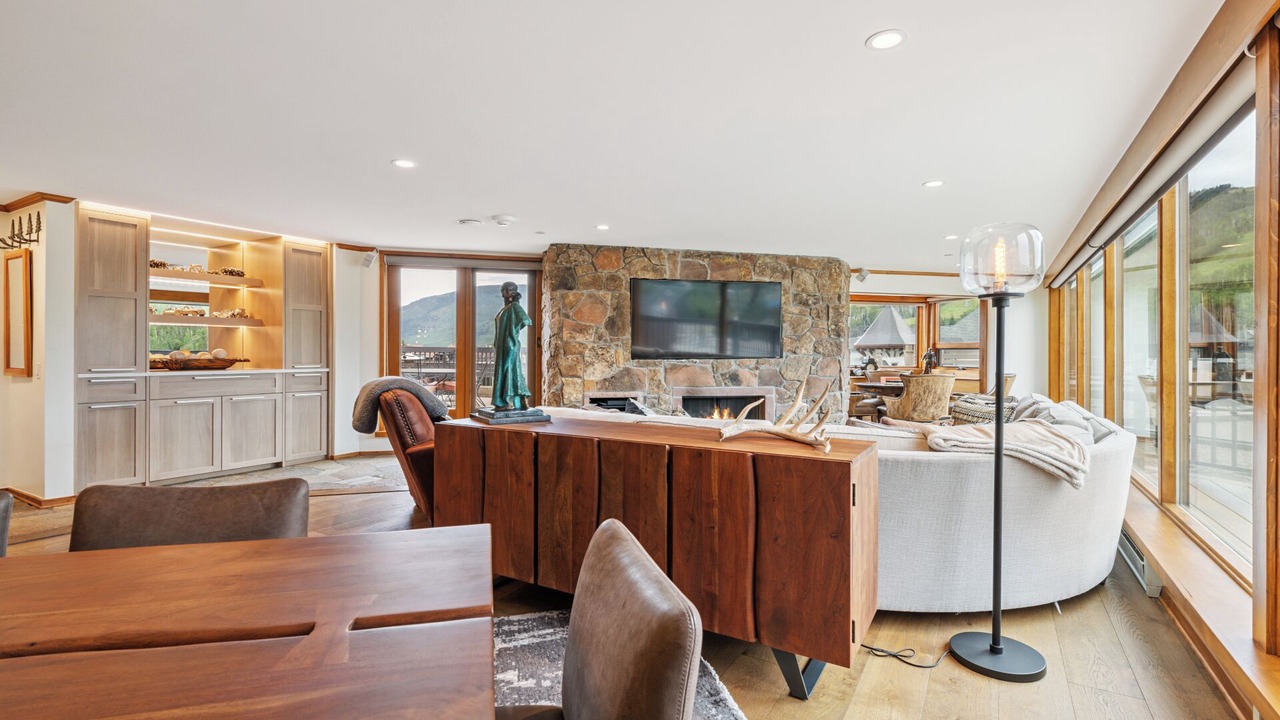 Photo of Livingroom in Vail