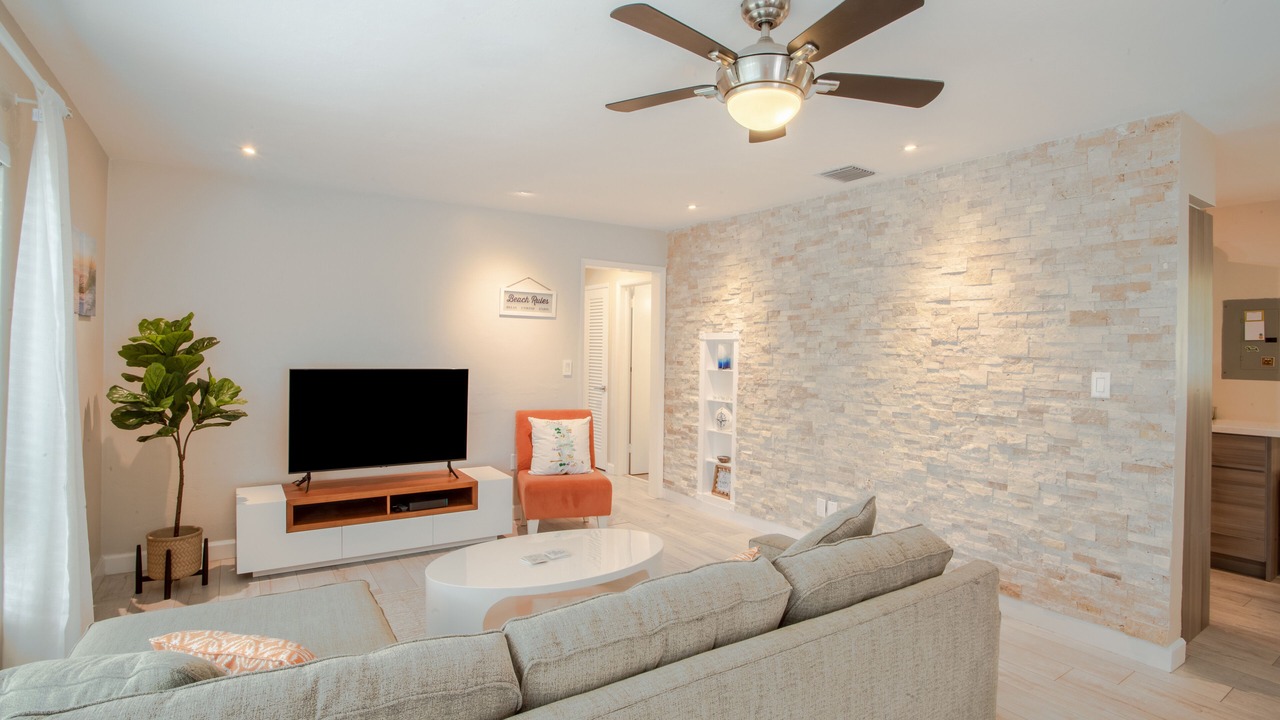 Photo of Livingroom in East Fort Lauderdale