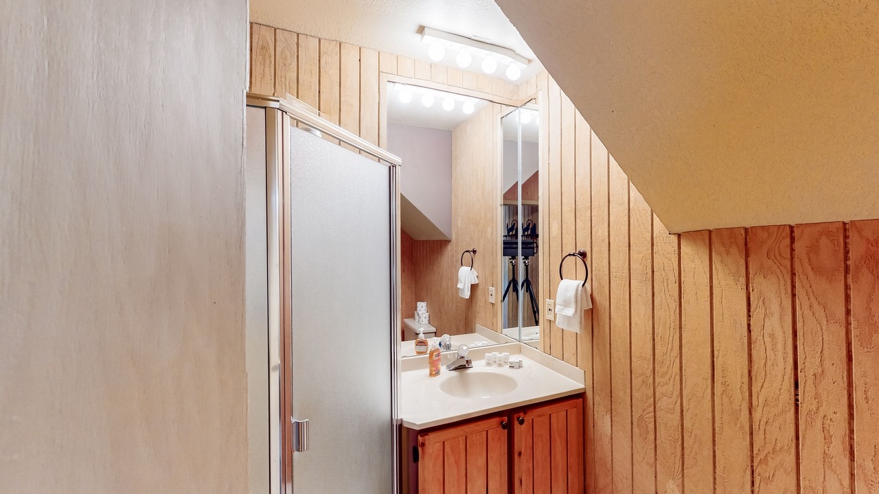Photo of Bathroom in Silvercreek