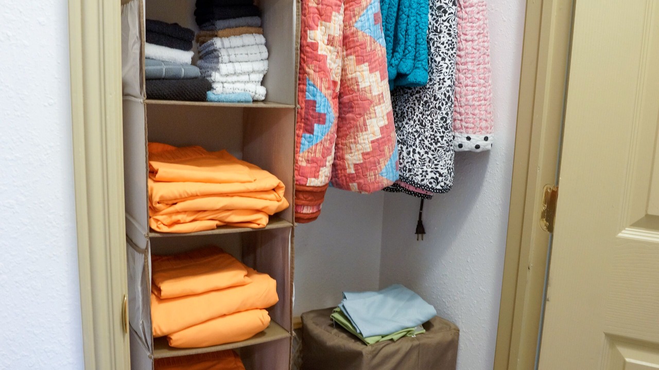 Photo of Bedroom in Delta