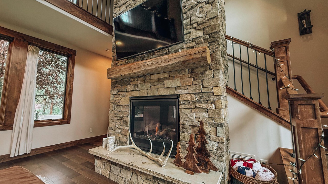 Photo of Livingroom in Estes Park