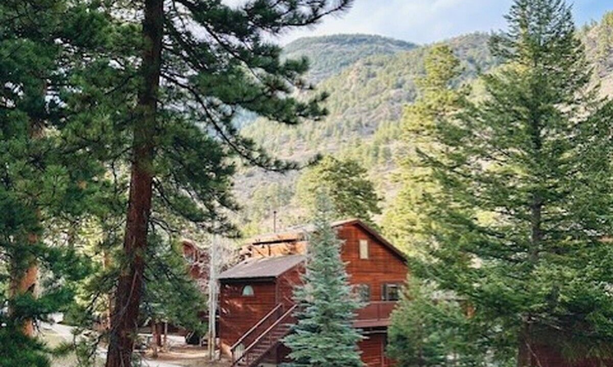 Photo of Others in Fall River Estates