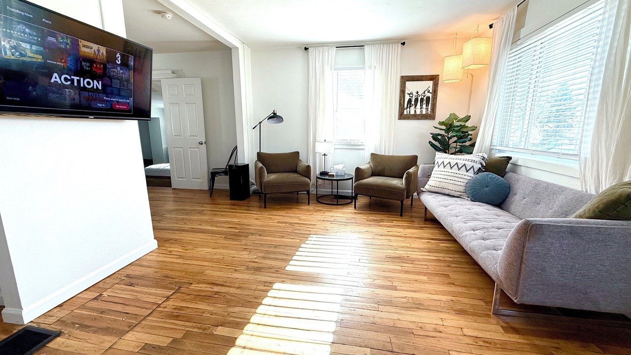 Photo of Livingroom in East Colorado Springs