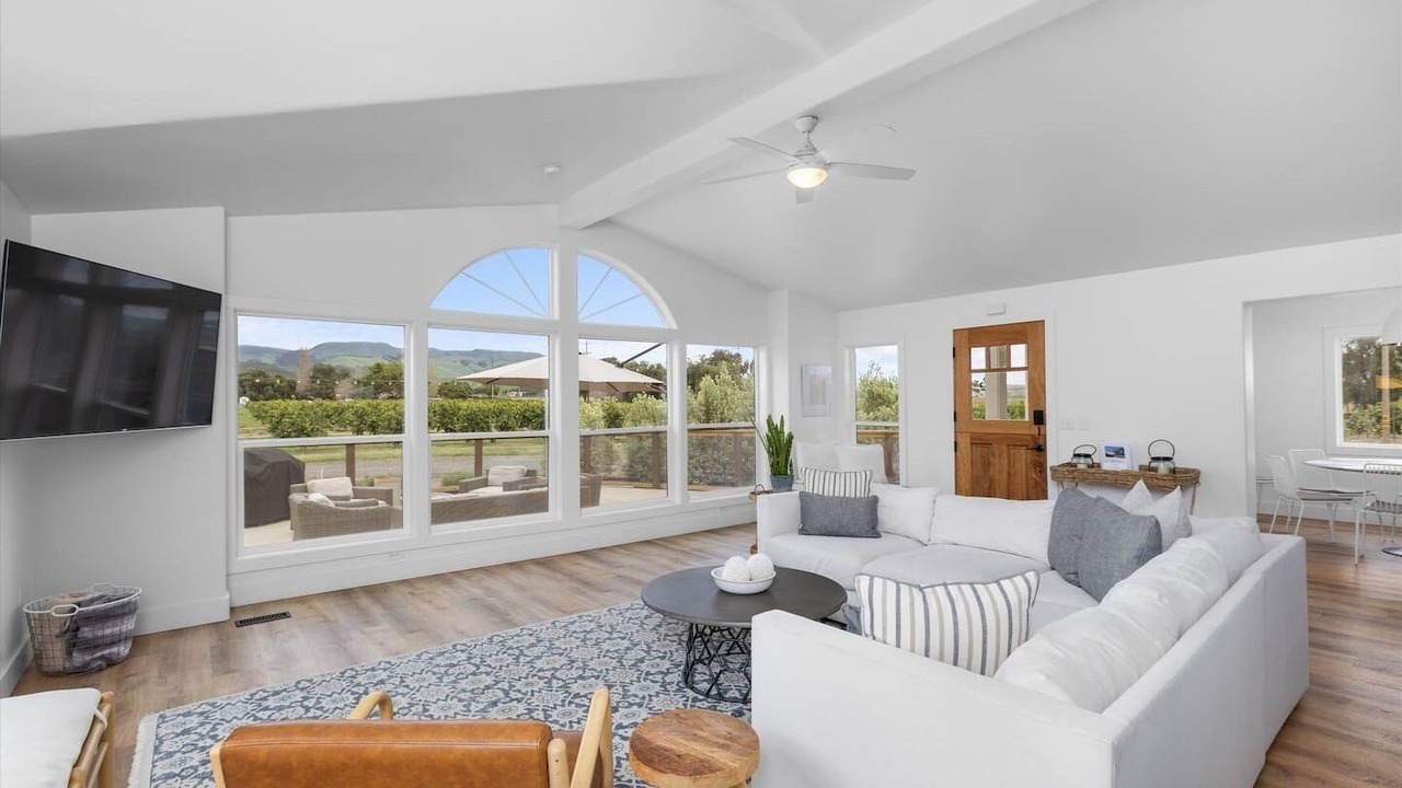 Photo of Livingroom in San Luis Obispo