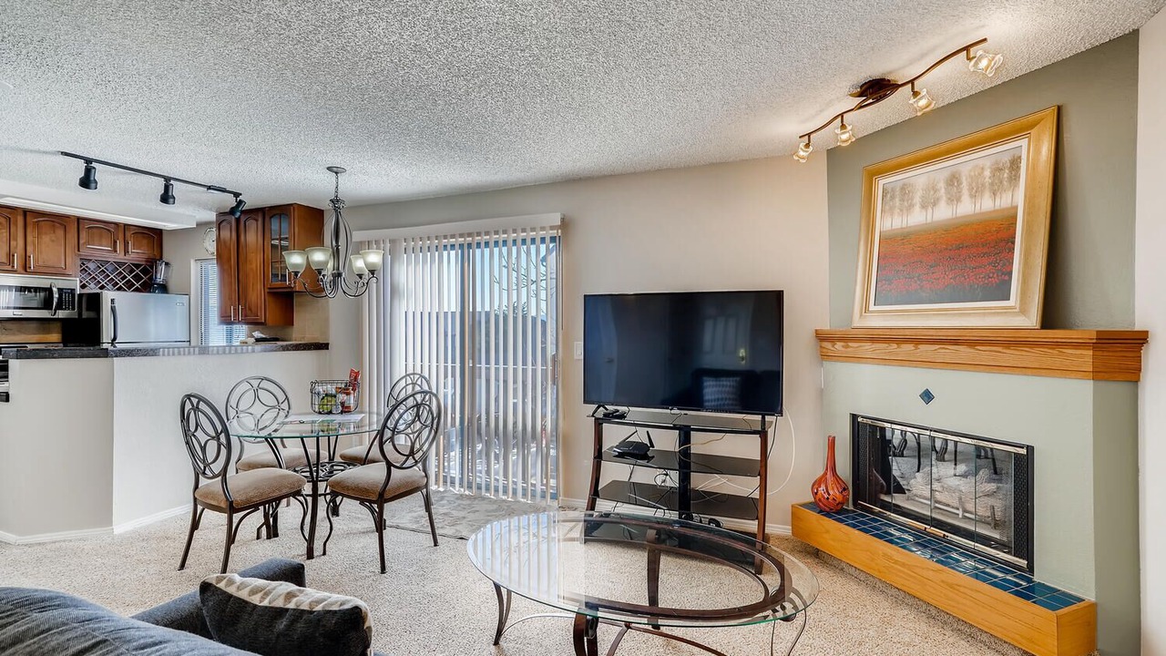Photo of Livingroom in Greenwood Village