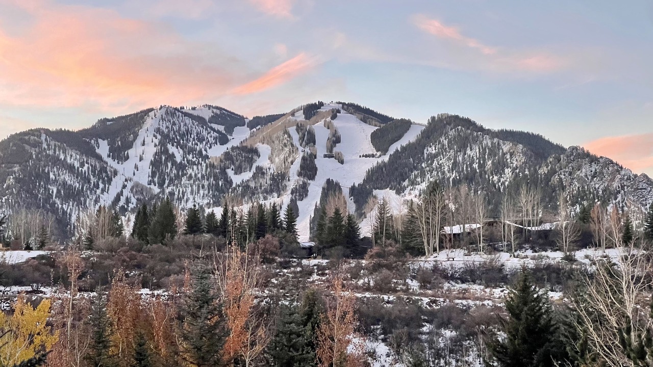 Photo of Others in Red Mountain