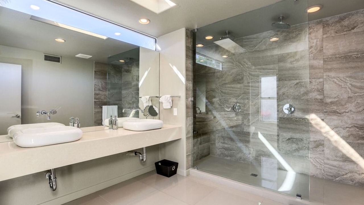 Photo of Bathroom in Chino Canyon