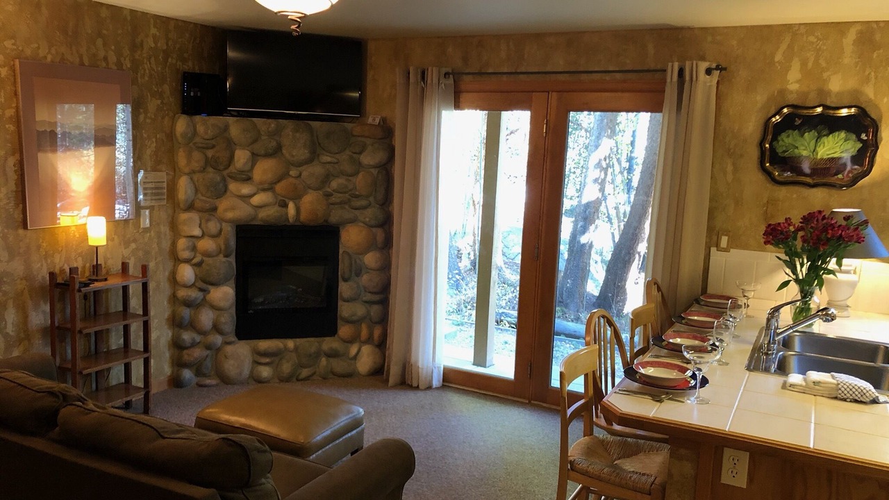Photo of Livingroom in Grand Lake