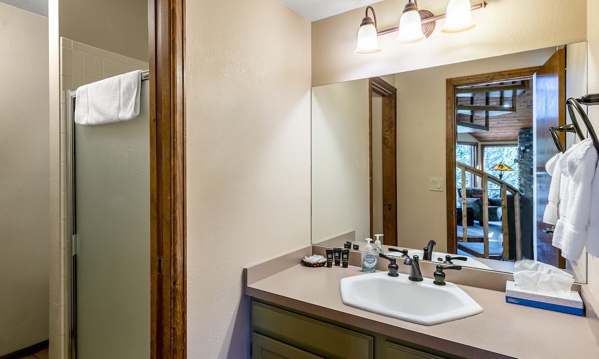 Photo of Bathroom in Baldy Mountain