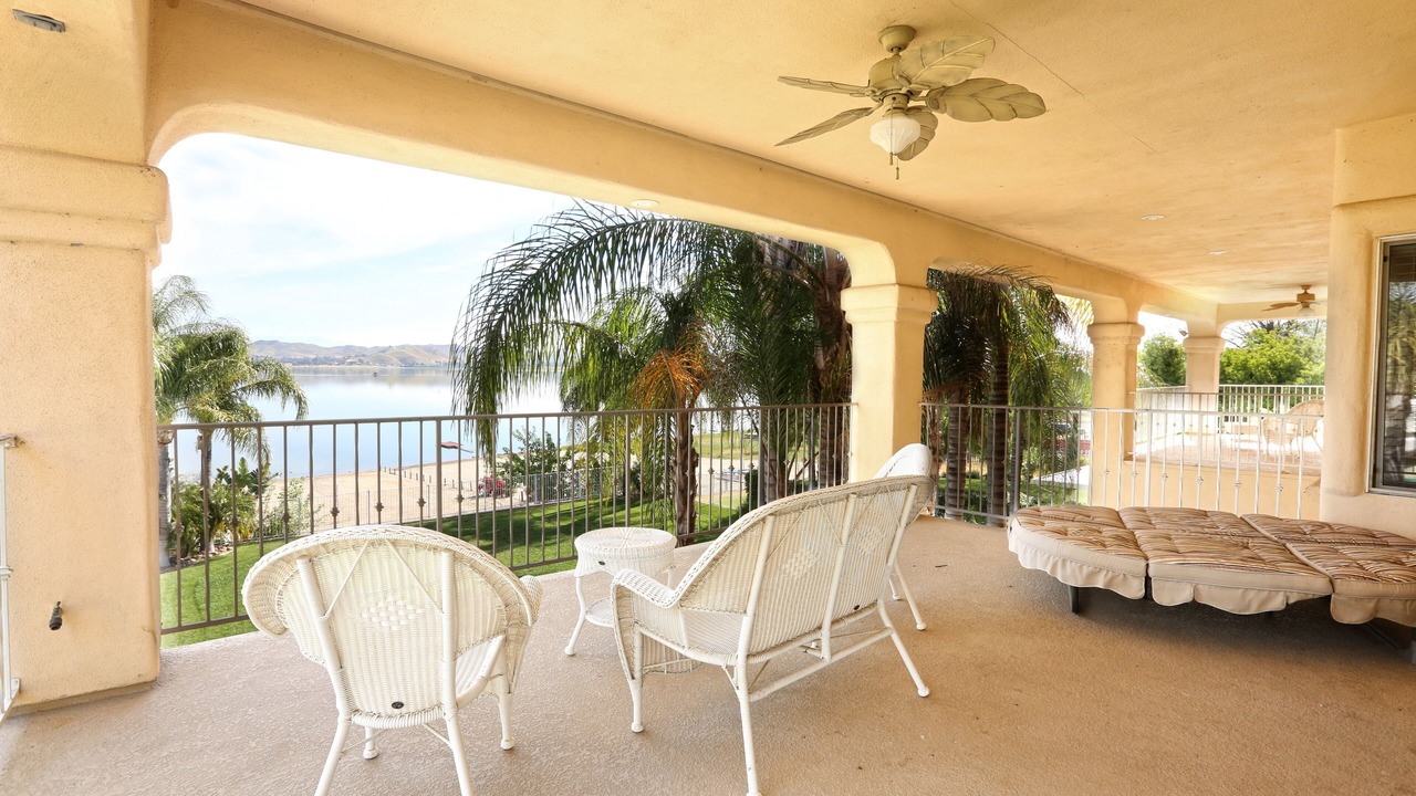 Photo of Outdoor in Lakeland Village