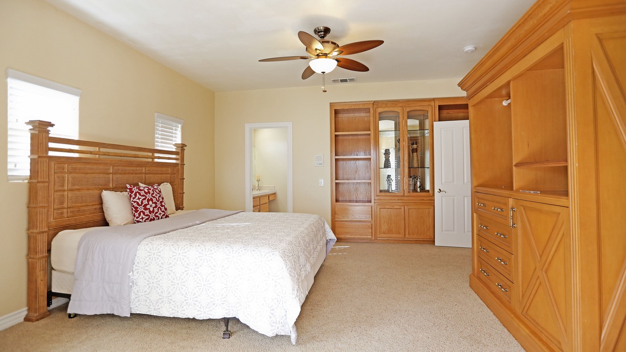 Photo of Outdoor in Lakeland Village
