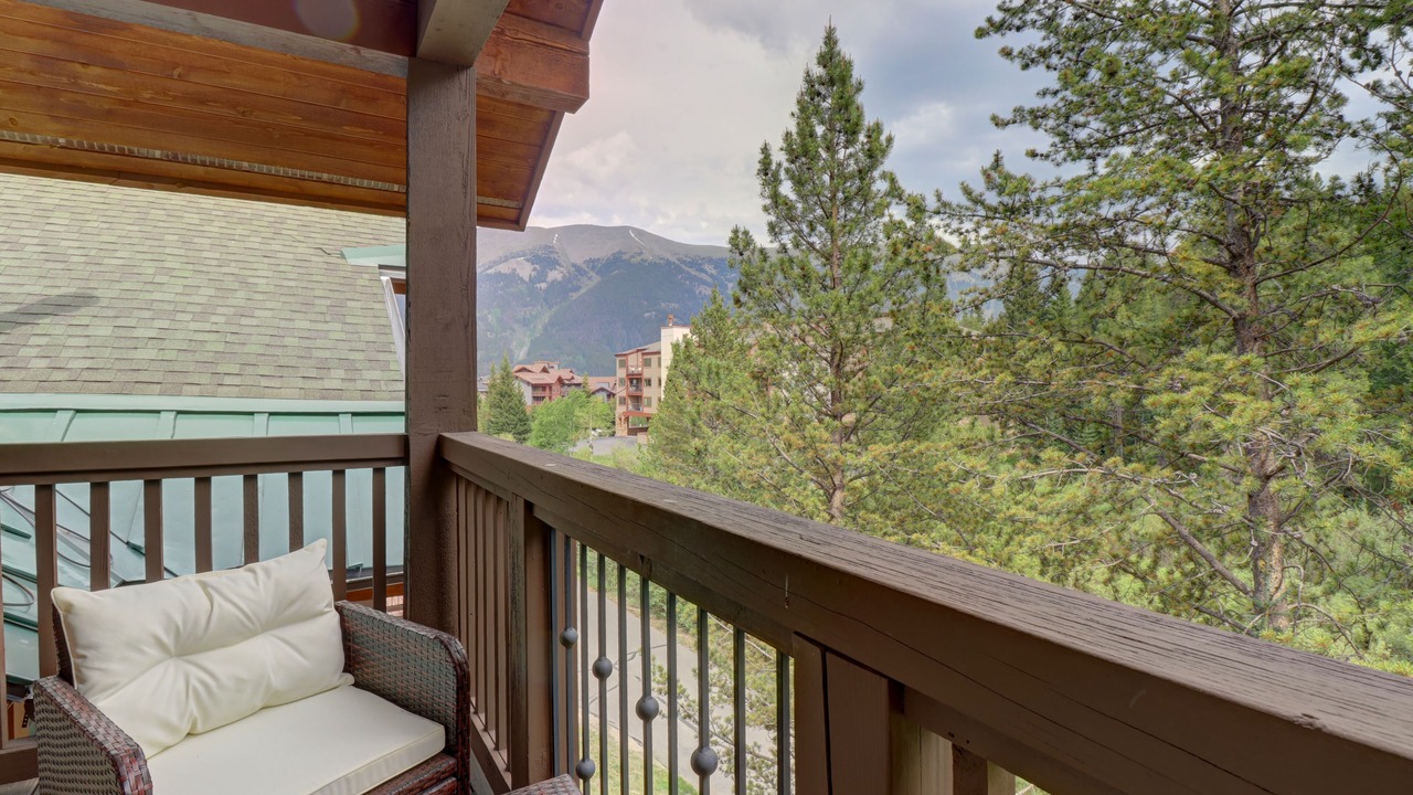 Photo of Patio Balcony in Copper Mountain Village