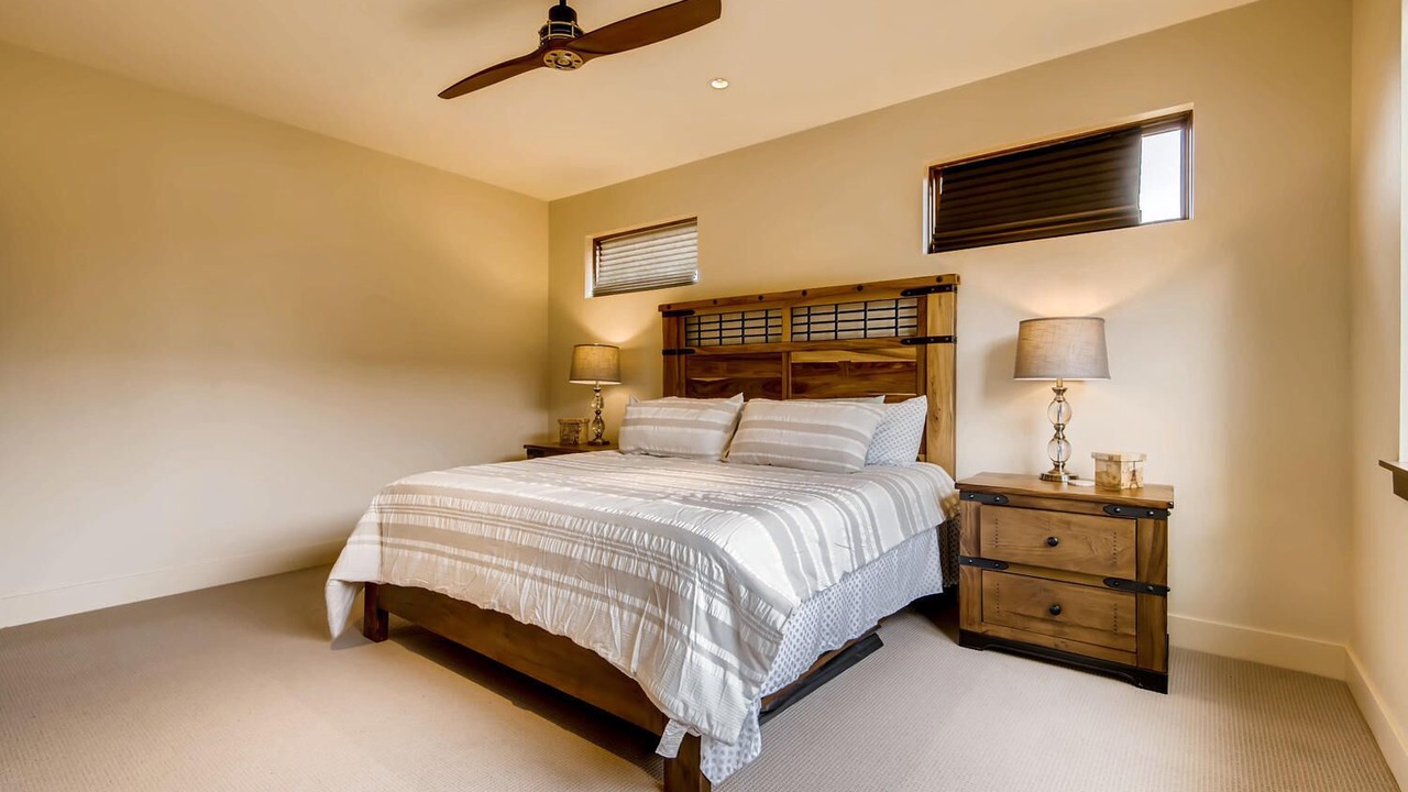 Photo of Bedroom in Fairmount On The River