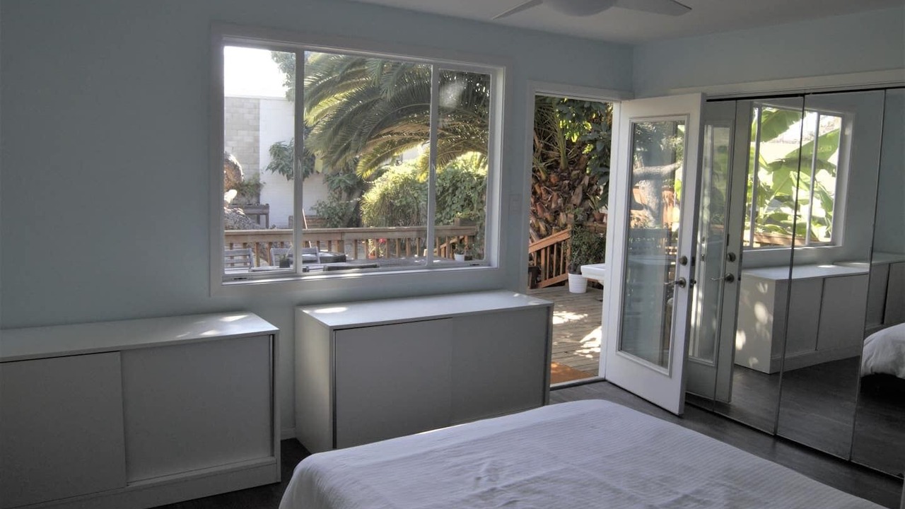 Photo of Bedroom in East Beach