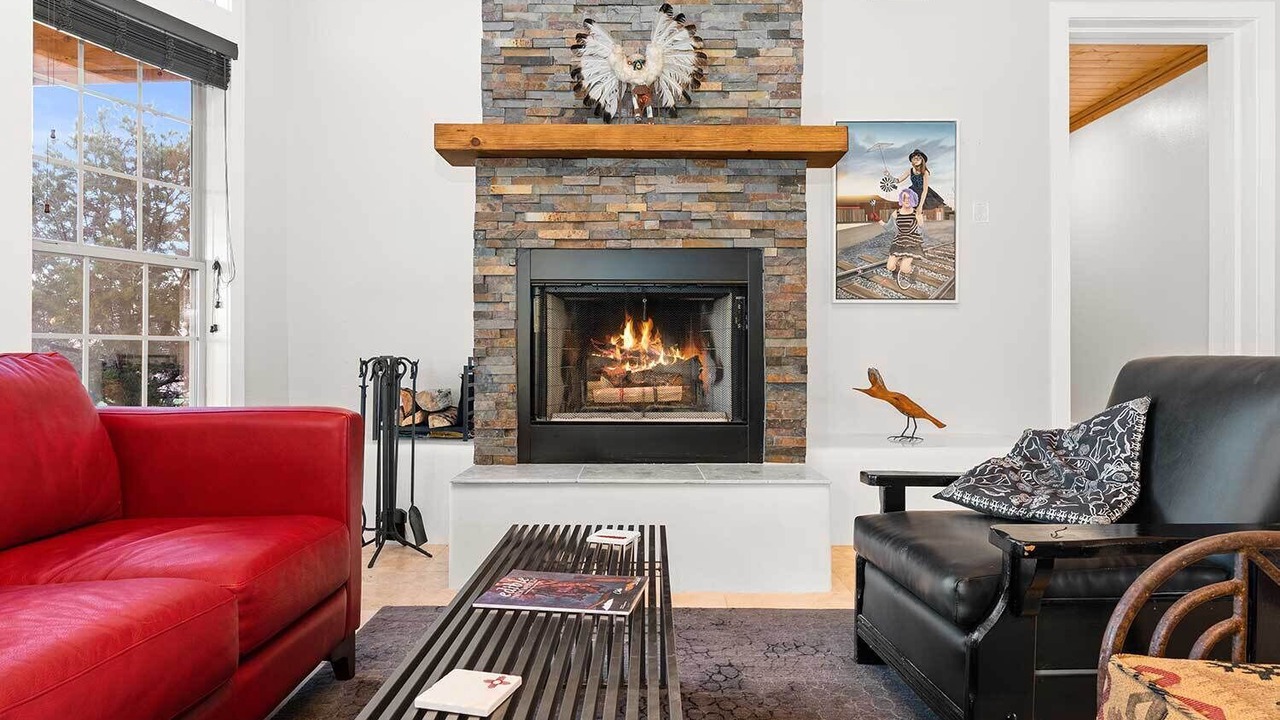 Photo of Livingroom in Canoncito