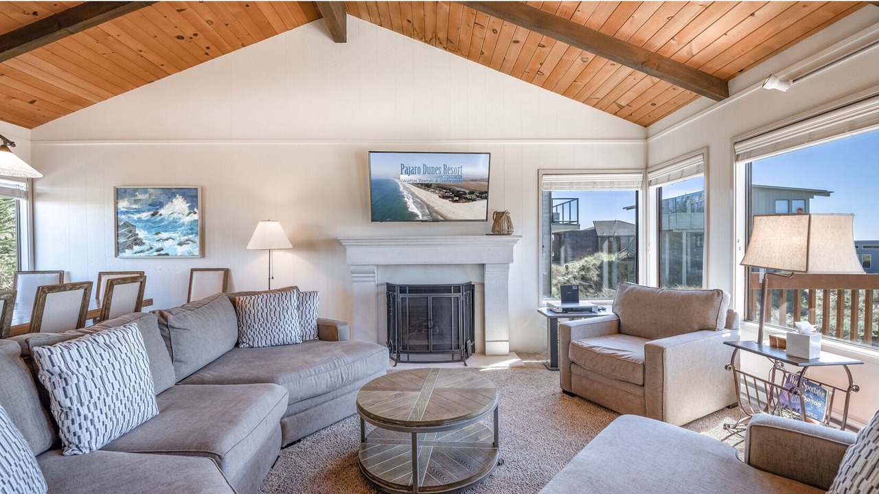 Photo of Livingroom in Watsonville