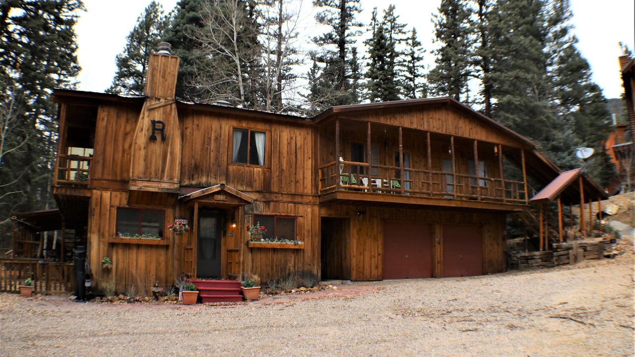 Photo of Others in Red River