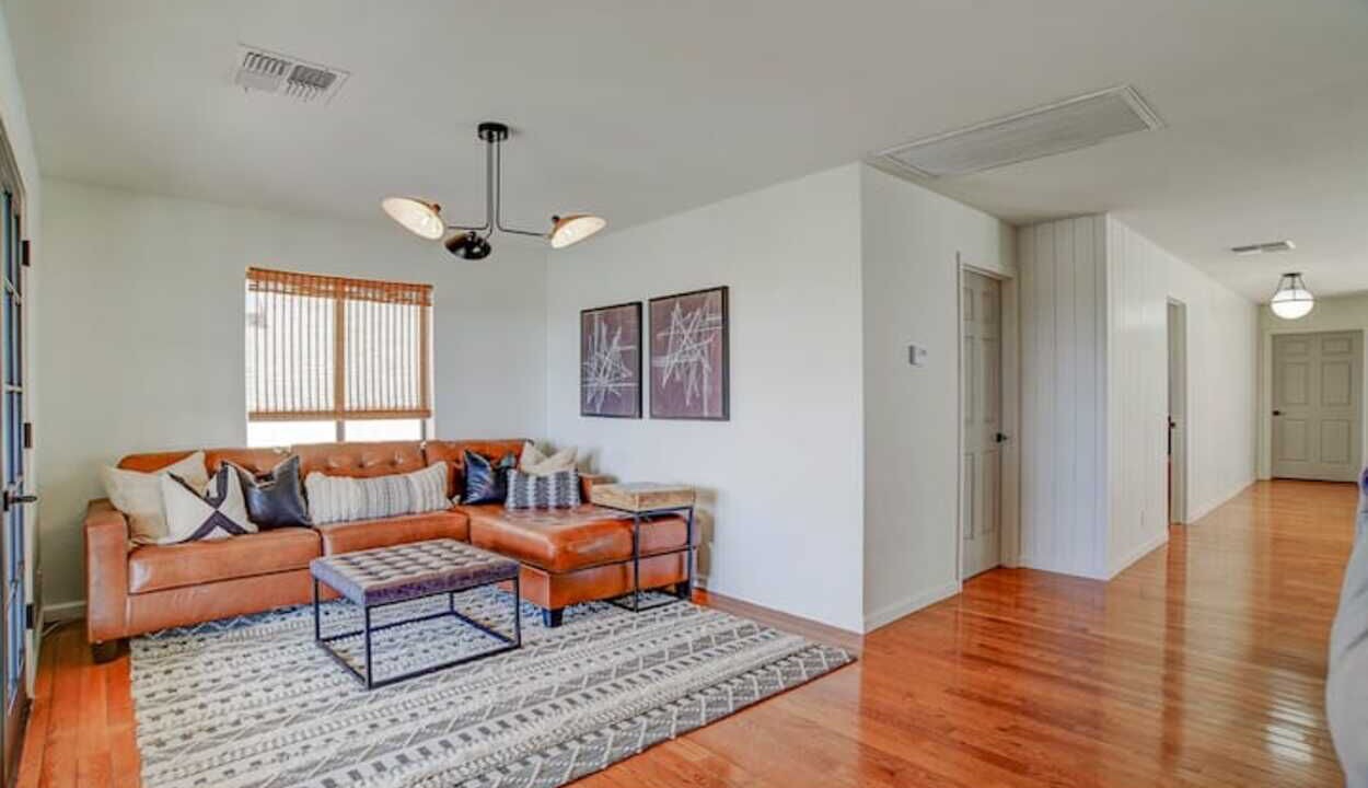 Photo of Livingroom in Bullhead City