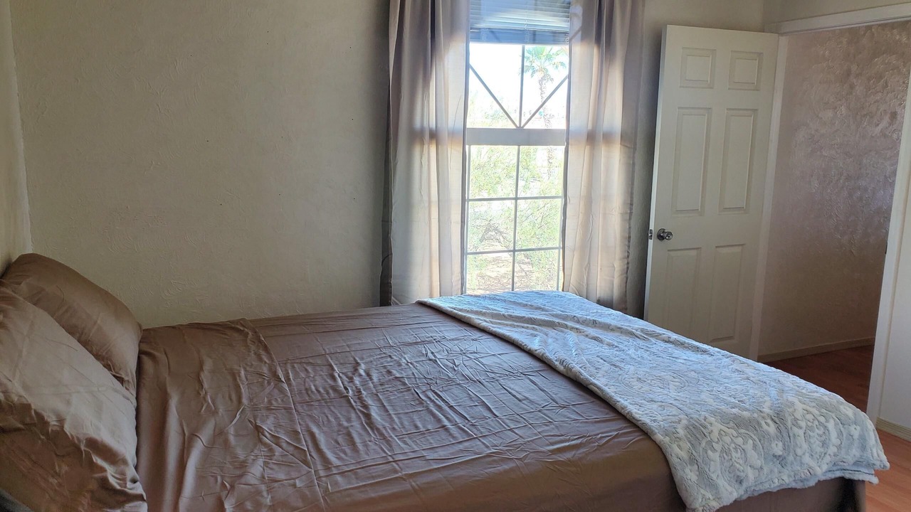 Photo of Bedroom in Bullhead City
