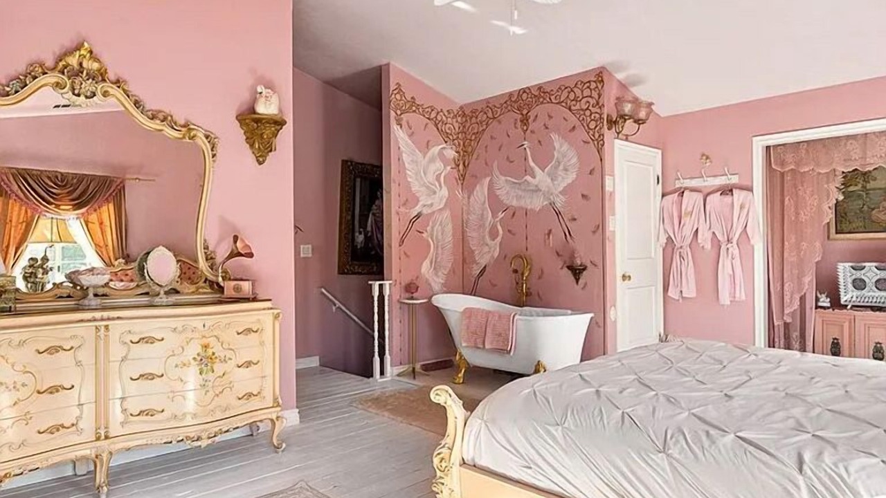 Photo of Bedroom in Crestline