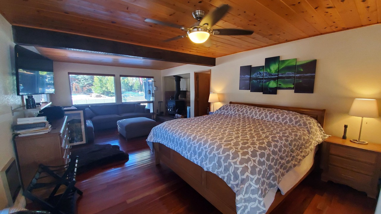 Photo of Bedroom in Lake Almanor Country Club