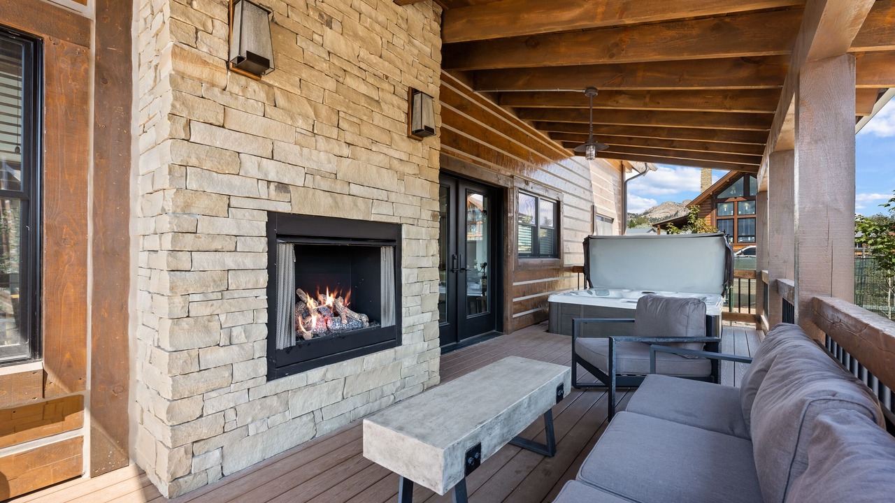 Photo of Livingroom in Estes Park
