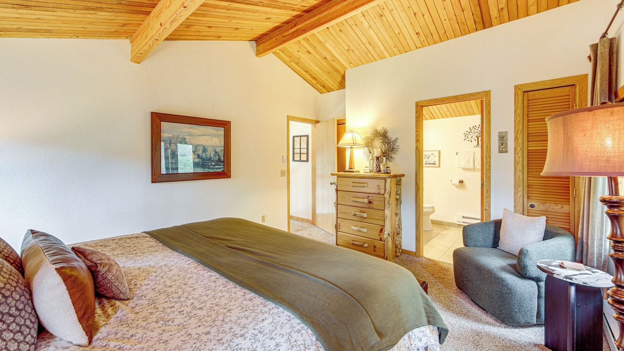 Photo of Bedroom in Winter Park Highlands